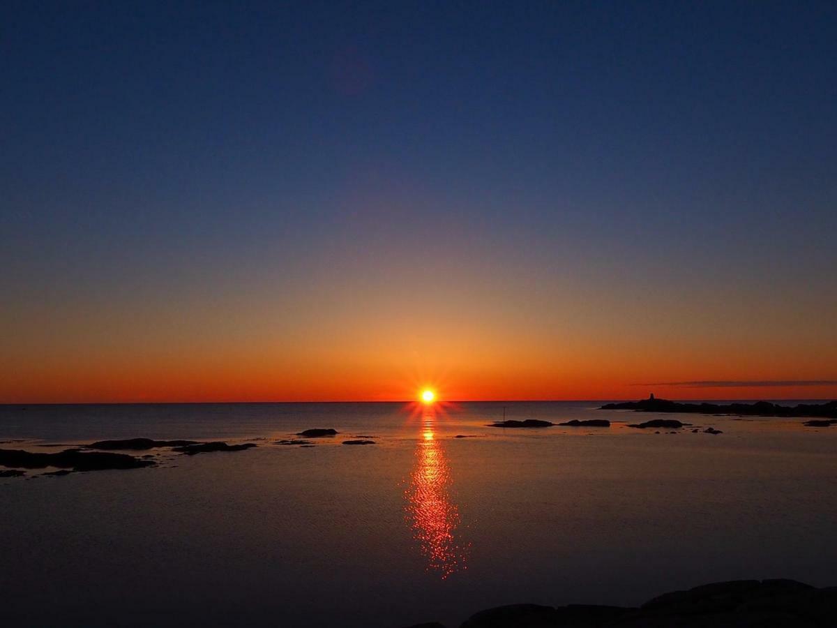 לקנס Midnight Sun View Lofoten מראה חיצוני תמונה