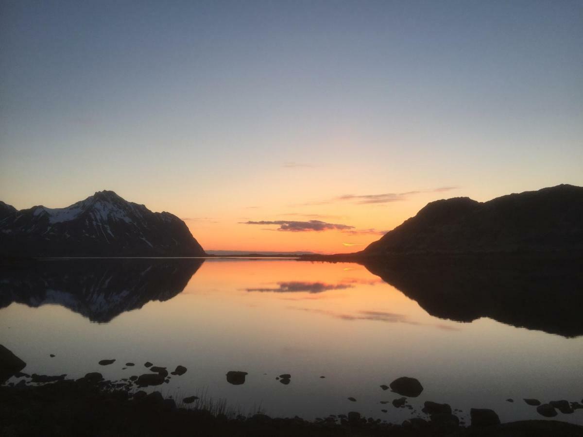 לקנס Midnight Sun View Lofoten מראה חיצוני תמונה